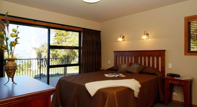 Oreti Collection - By Vacations in Paradise, Забронировать Отель Отели Lake Taupo 4 звезды, 4*