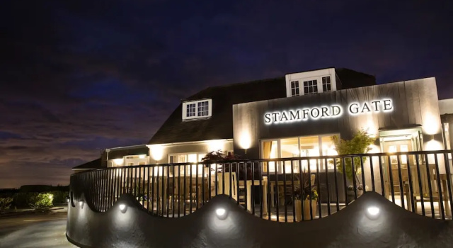 Stamford Gate Hotel