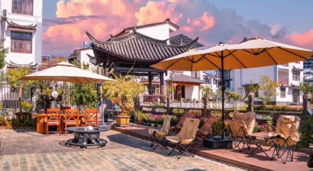 Xian Cottage | Flower Admiring Lakeside Villa Courtyard Homestay (Tengyue Ancient Town Branch), Boek Vakantiehuis Hotels in Yunnan met parkeren, Parkeren
