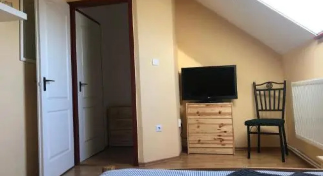Gyöngy Panzió, Rezervovat Hotel Velence 