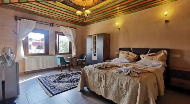 Номер Deluxe Falcon Cave Suites