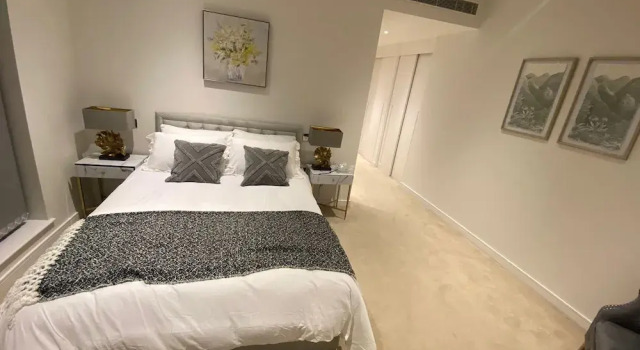 Marvelous 3 Bed Penthouse in Kewbridge