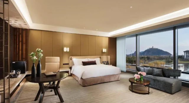 Camera doppia Premium con vista sul fiume InterContinental Nantong, an IHG Hotel-Best view of yangtze