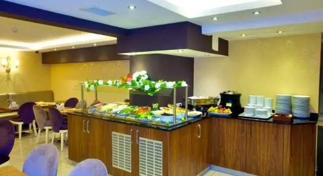 Номер Standard с видом на город Hotel Grand Emin