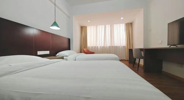 Двухместный номер Business Shenzhen Xinghua Hotel