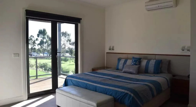 Gypsy Creek Retreat, Book Hotel  