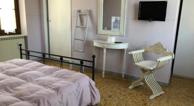 B & B Da Ferro, Забронировать Отель Массароза Версилия