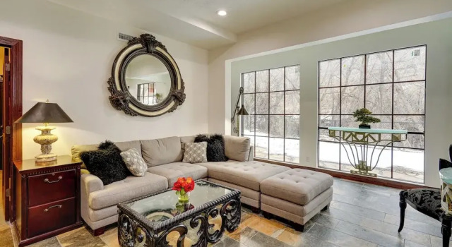 15 Mi to Slc: Riverwalk Suite w/ Mtn Views, Varaa Huoneisto Cottonwood Heights 