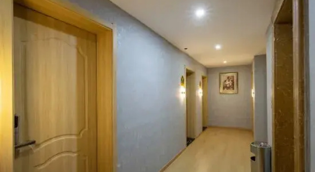 Yueyang Xinlong Business Hotel