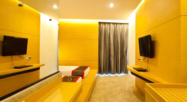 Двухместный номер XS Standard с балконом The Now Hotel
