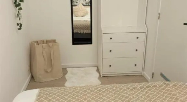 O’Stay appartement Oostende met parking 50m van zeedijk, Rezerwuj Apartament Hotele w Bruksela z parkingiem, Parking