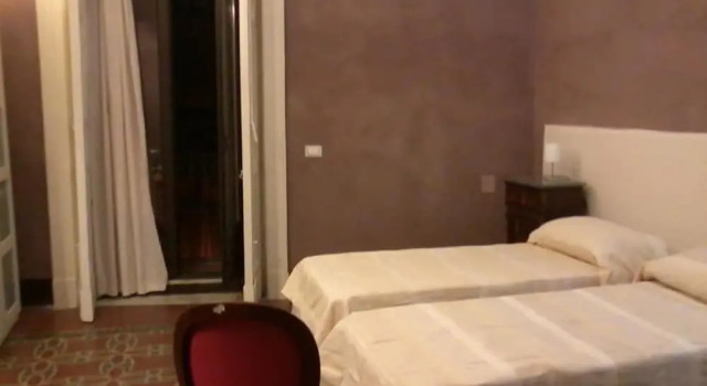Standard Doppel Zimmer mit Balkon und mit Stadtblick Domoikos