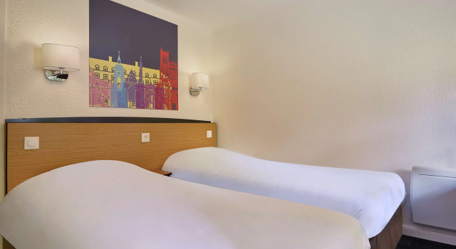 Двухместный номер Standard Kyriad Caen Nord - Hérouville-Saint-Clair