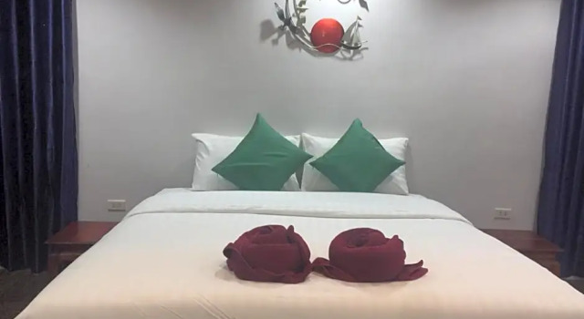 โรงแรม 12 ราศี เฮาส์ แม่สรวย, Забронировать Отель  
