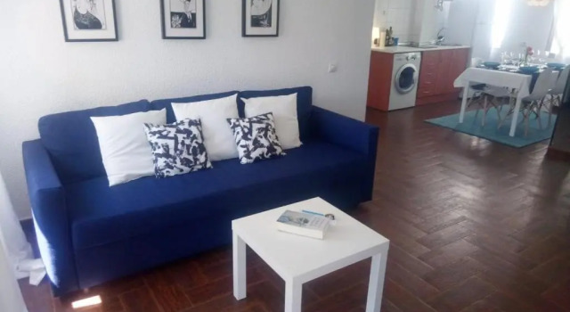 Céntrico apartamento de dos dormitorios, amplio y soleado, Reservar Apartamento Hotéis em Plasencia com estacionamento, Estacionamento