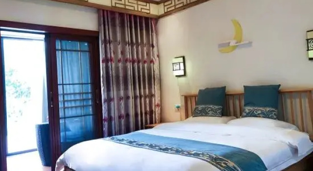 Люкс Deluxe Yangshuo Moon Villa Homestay (Yulonghe Scenic Area Branch)
