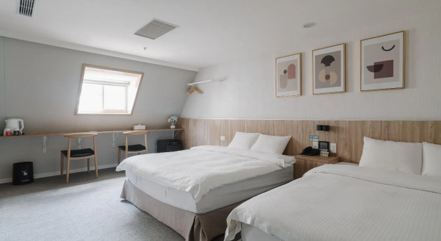 Двухместный номер Deluxe 406 Inn — Female Dormitory (отель для женщин)