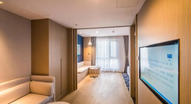 Люкс Holiday Inn Express Kunming West by IHG