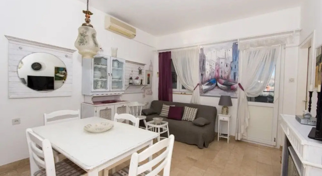 Duga - Beachfront & Seaview - A1