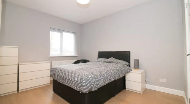 703 Old Lode Lane, Varaa Hotelli Solihull West Midlands
