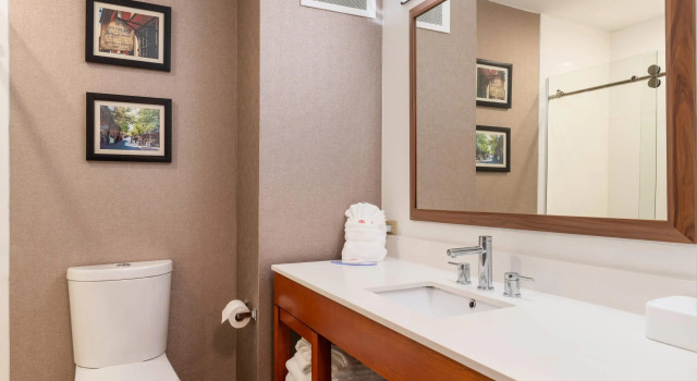 Двухместный люкс Comfort Inn Danvers - Boston North Shore