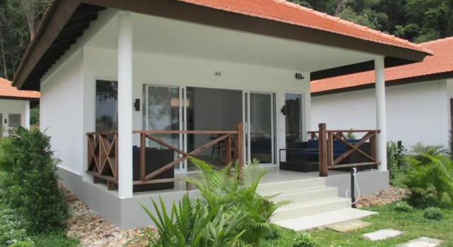 Вилла рядом с пляжем Saracen Bay Resort