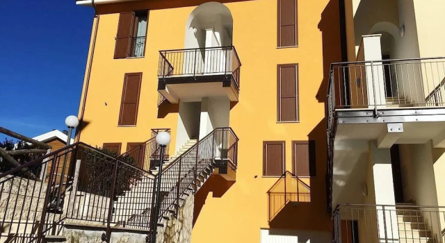 Rocca Felice Suite, Boek Hotel Rocca di Cambio Abruzzen