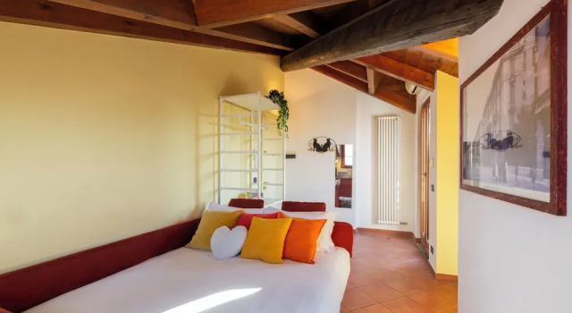 Mansarde Belvedere DUOMO, Book Hotel Milan Lombardy