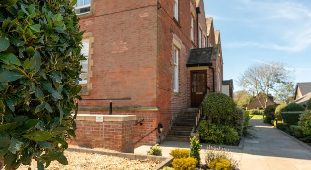 Edenfield House Luxury Apartments, Varaa Huoneisto Asunnot kohteessa Merseyside, Huoneisto