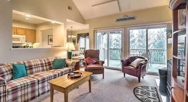 Wintergreen Resort Retreat w/ Skiing Access!