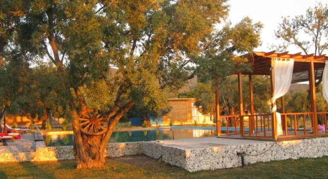 Almondville Pergamon Bungalows