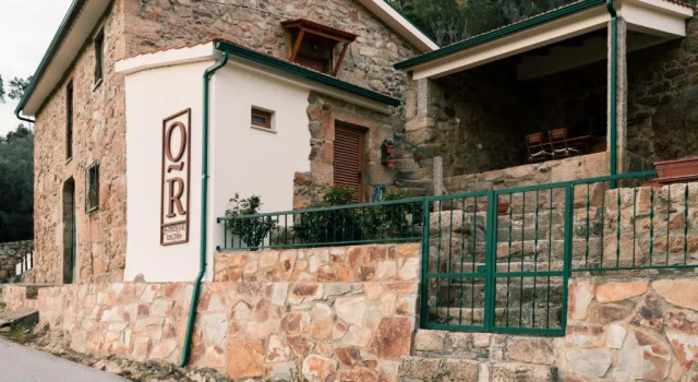 Коттедж с 2 комнатами Quinta de Recião