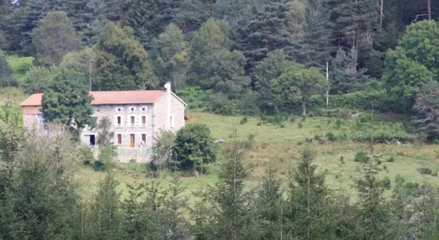 gite rural, Book Lejlighed Medeyrolles Rhône-Alps