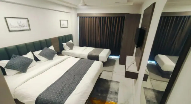 Трёхместный номер Deluxe Hotel Green Fortune