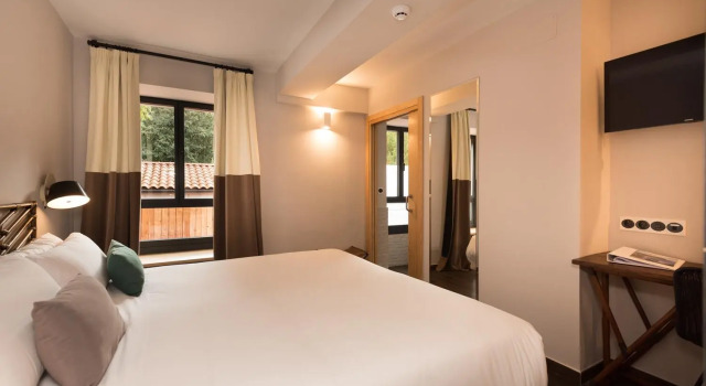 Hotel Sagarlore