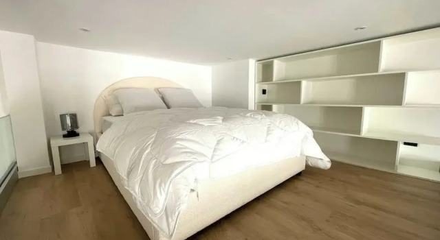 Апартаменты Apt Mezzanine 2bdr/4p- Notre Dame/vieux-port
