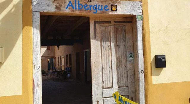 Albergue Villares de Orbigo - Sólo para Peregrinos, Boek Hotel Villares de Órbigo León