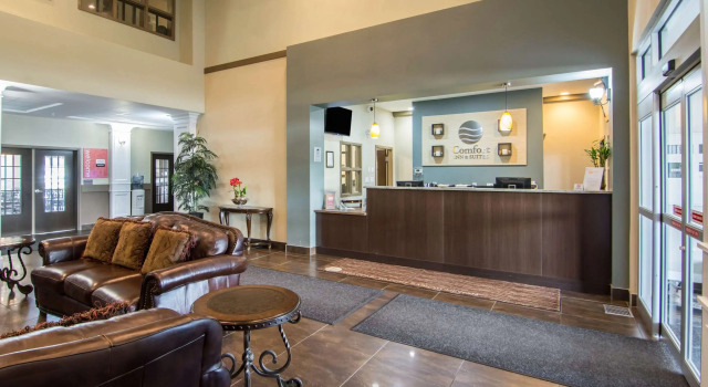 Comfort Inn & Suites