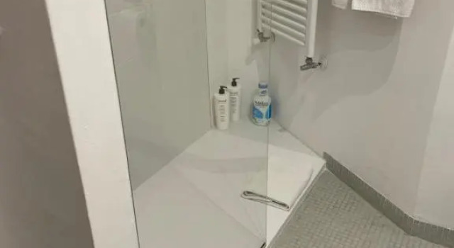 Modern sunny apartment in residental area, Забронировать Апартаменты/квартира Венеция Венето, рядом с Accademia Bridge