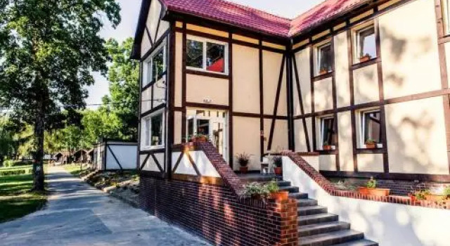 Centrum Noclegowe Amfiteatr, Забронировать Отель Клодзко 
