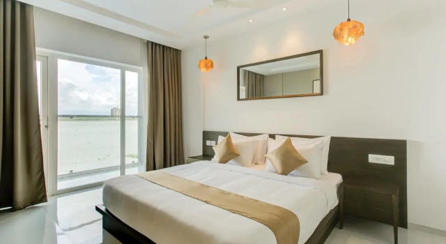 Люкс с 2 комнатами Kent Baywatch Suites