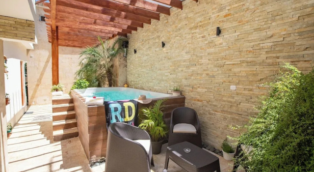 Коттедж c 1 комнатой Home W Private Hot Tub, Near Everything in Sosua Center
