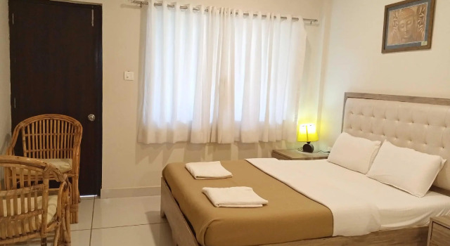 Hotel Arambol Arbour, Rezerwuj Hotel Hotele i noclegi w Pernem, Hotel