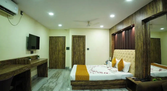 Люкс Luxury Hotel Grand Residency