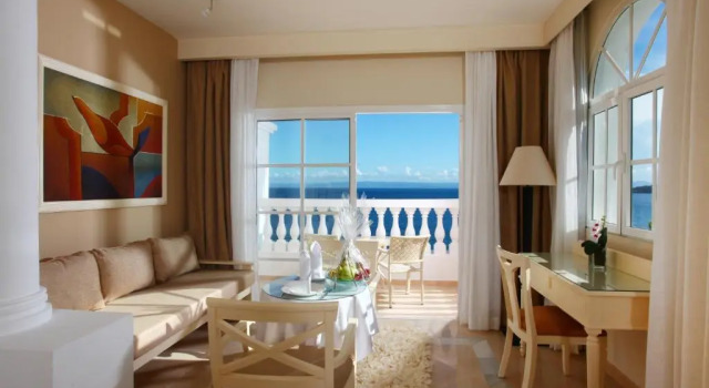 Полулюкс Superior с видом на море Bahia Principe Escape Samaná