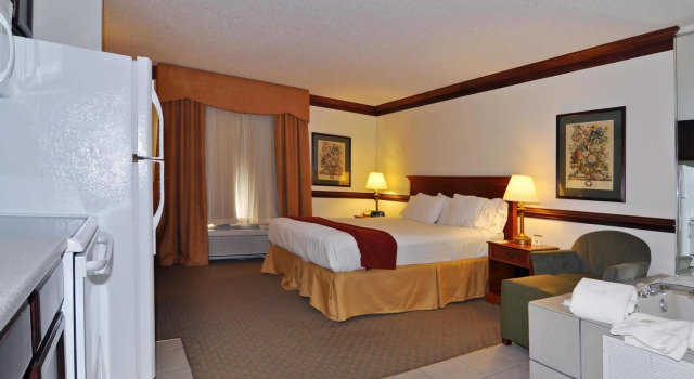 Люкс Best Western Plus South Hill Inn