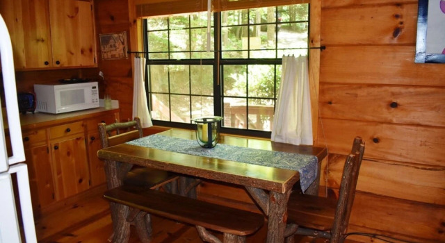 Cheery Dog Cabin, Buchen Sie Hotel Blue Ridge 
