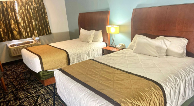 Четырёхместный номер Standard Knights Inn Paxinos Elysburg