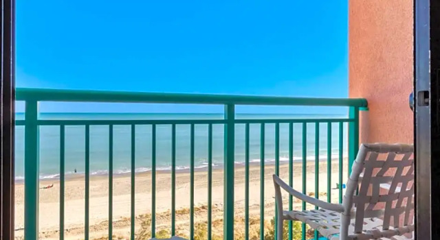 Двухместный номер Standard oceanfront Sand Castle Resort by Patton Hospitality