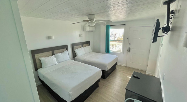 Ocean Crest Motel, Забронировать Мотель Остров Оук Северная Каролина, рядом с Пирс Ocean Crest